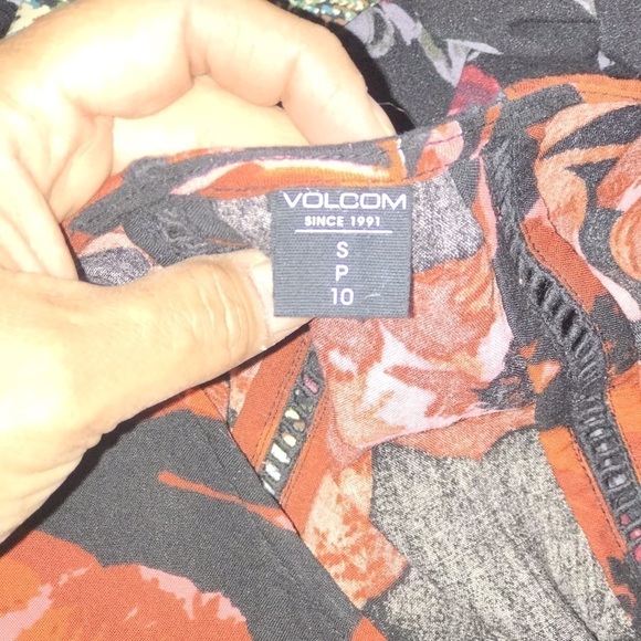 🌻 Volcom Babydoll Style summer dress size 10p GUC - Picture 4 of 4